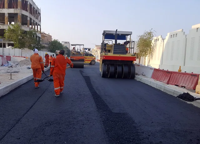 HTA road paving team delivering asphalt works in Qatar